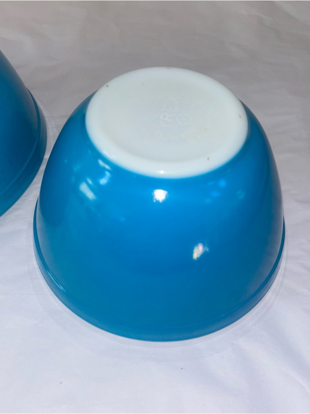 2 Vintage Pyrex Primary Color Americana? Turquoise Blue 401 402 - Picture 8 of 14